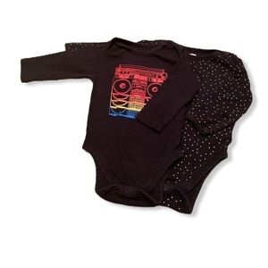 Old Navy long sleeve onesies 🛍